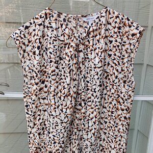 Nine West tan/black sleeveless with decorative neck line